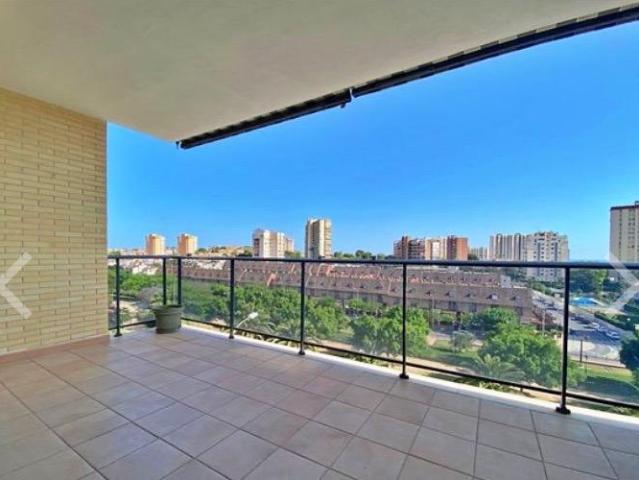 PISO ORIENTACIÓN SUR CON VISTAS A LA AVDA. GOLETA BONITAS VISTAS DESPEJADAS