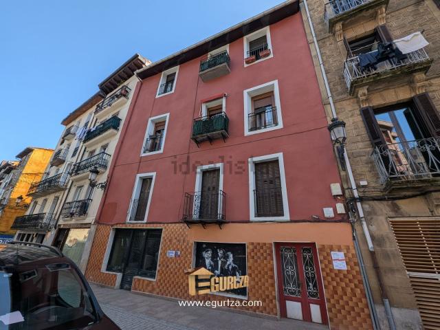 Piso, Azpeitia