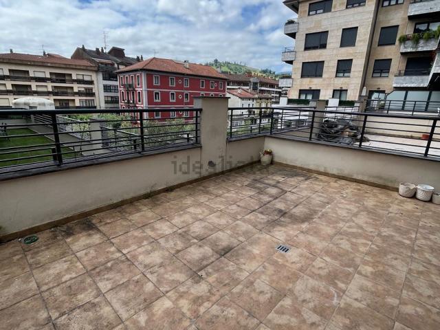 Piso, Azpeitia