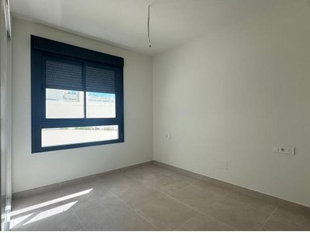 Piso A ESTRENAR, 2 DORM, TERRAZA de 70 m2, VISTAS AL MAR! 2 Garages + Trastero