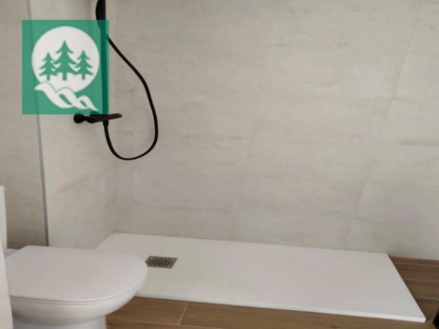Piso a estrenar de 2 dorm y 2 baños. Terraza