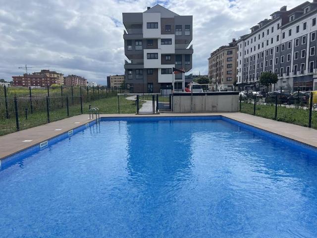 Piso a estrenar en alquiler en Lugones con gran terraza y zonas comunes