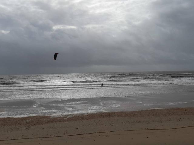 !Piso a ocho minutos de playa andando!