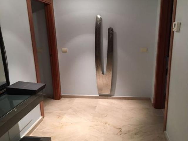 PISO A LA VENTA EN MUY BUEN ESTADO ALAMEDA CERVANTES JUNTO AL BAR EL GATO