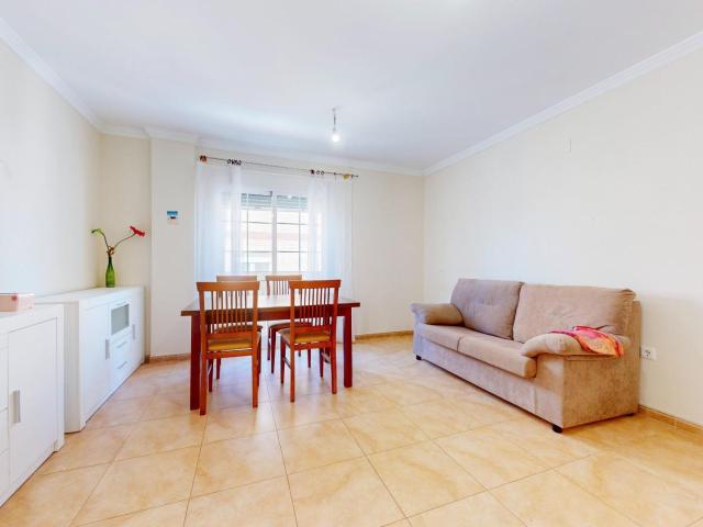 PISO A LA VENTA ZONA MERCADONA PINTOR ROSALES