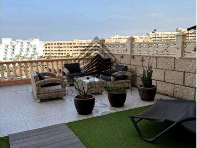 Piso, Adeje