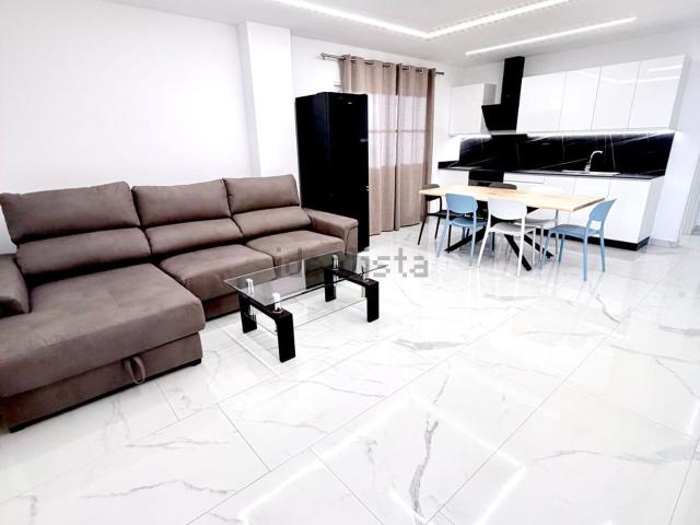 Piso, Adeje