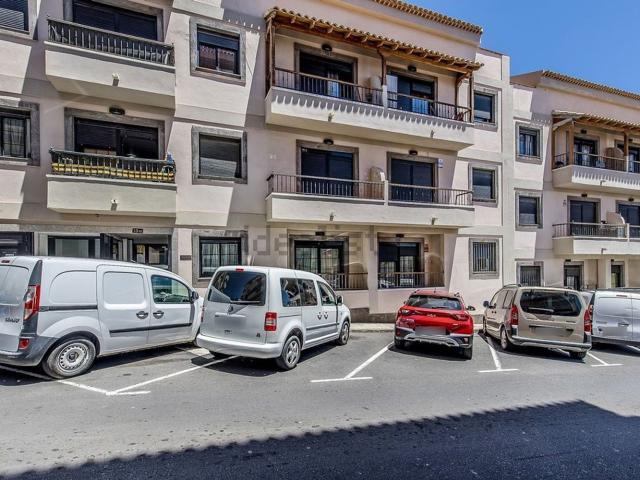 Piso, Adeje