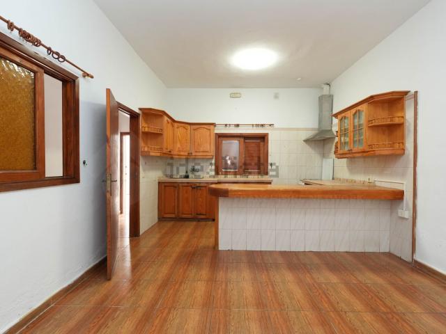 Piso, Adeje