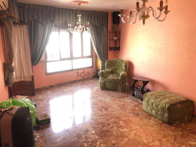 Piso, Adra