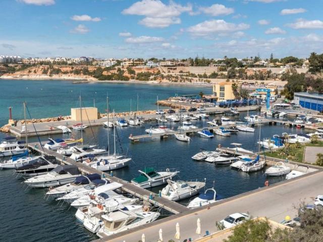 Piso, Aguamarina, Orihuela