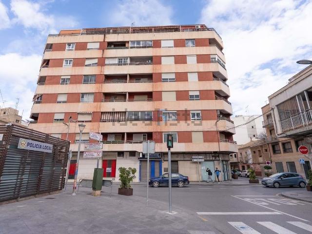 Piso, Almoradí