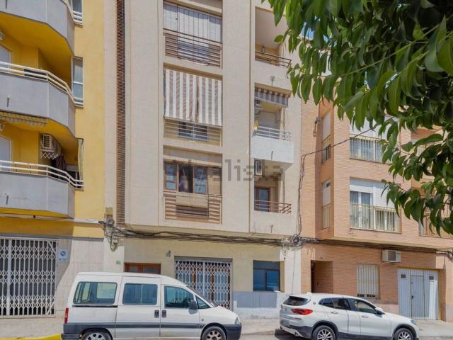 Piso, Almoradí