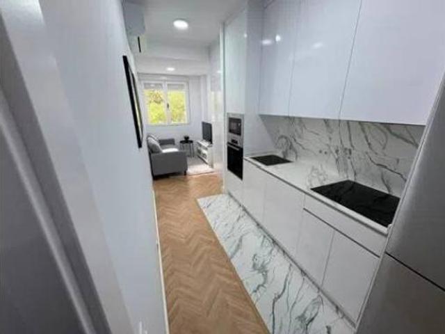 Piso Alquiler Madrid Capital, Lista