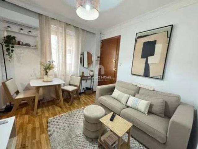 Piso Alquiler Madrid Capital, Lista