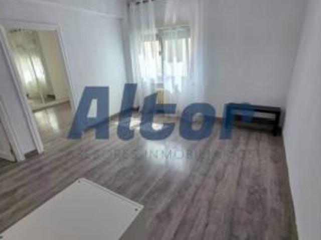 Piso Alquiler Madrid Capital, Pueblo Nuevo
