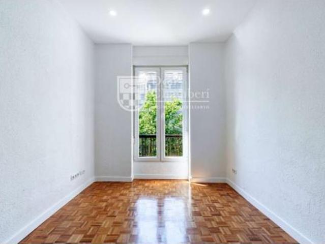 Piso Alquiler Madrid Capital, Río Rosas