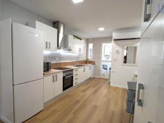 Piso Alquiler Armilla, Zona Calle Poniente Avenida Cristóbal Colón