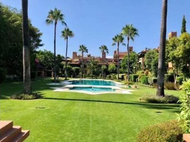 Piso Alquiler Estepona, El Paraíso Atalaya Benamara