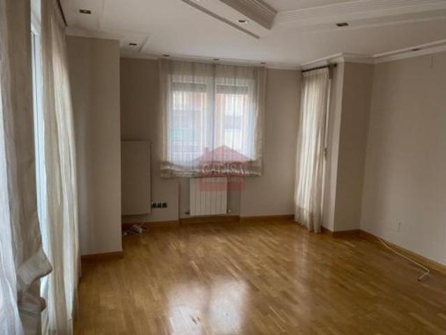 Piso Alquiler Salamanca Capital, Delicias Prosperidad Rollo Puente Ladrillo