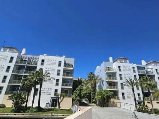 Piso Alquiler San Roque, Núcleo