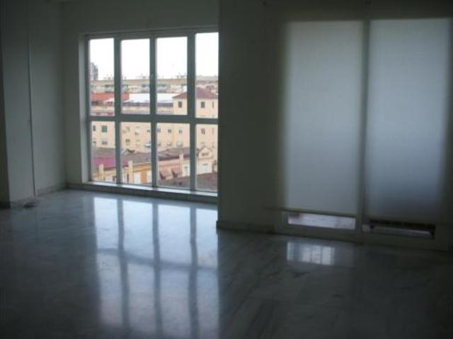 Piso Alquiler València Capital, Penya roja