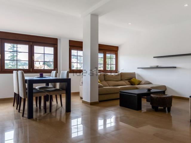 Piso, Altea