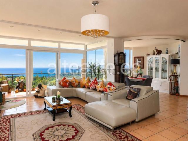 Piso, Altea