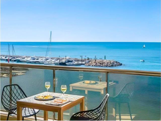 Piso, Altea