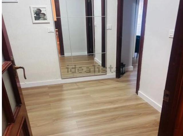 Piso amplio totalmente reformado en Avenida Postas, 22