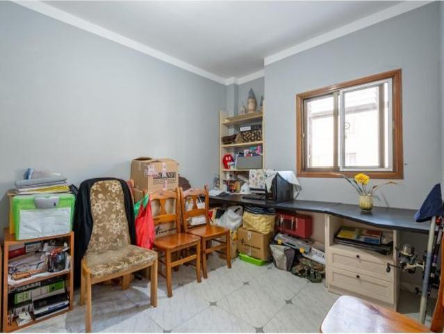PISO AMPLIO DE 4 HABITACIONES EN BARRIO NUEVO DE OFRA
