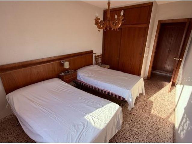 Piso amplio de 132 m2 junto al Hospital Virgen de la Arrixaca y la Universidad de la Salud – Ideal i