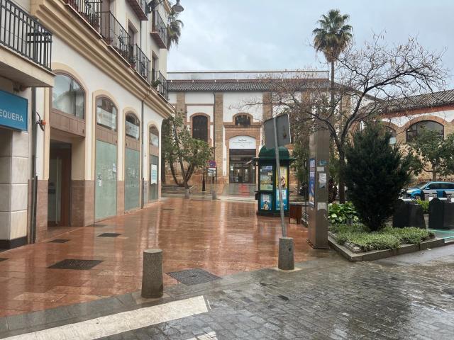 Piso Amplio en Antequera, Zona Mercado Abastos Ideal para Familias