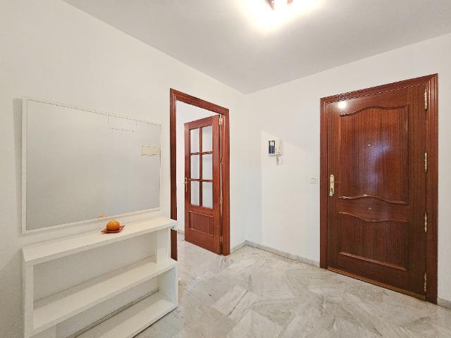 PISO AMUEBLADO
