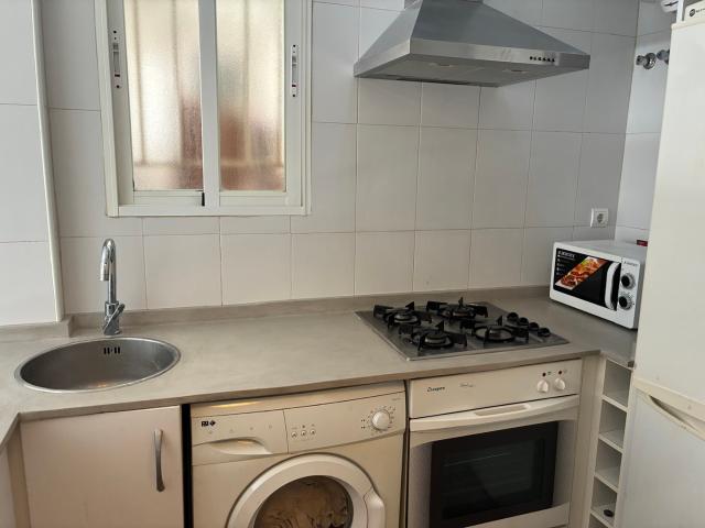 Piso amueblado de 2 habitaciones y 2 baños