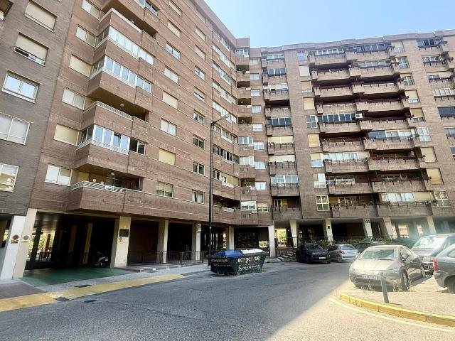 PISO AMUEBLADO JUNTO AL PARQUE MIRAFLORES
