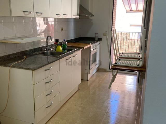 Piso, Anglès