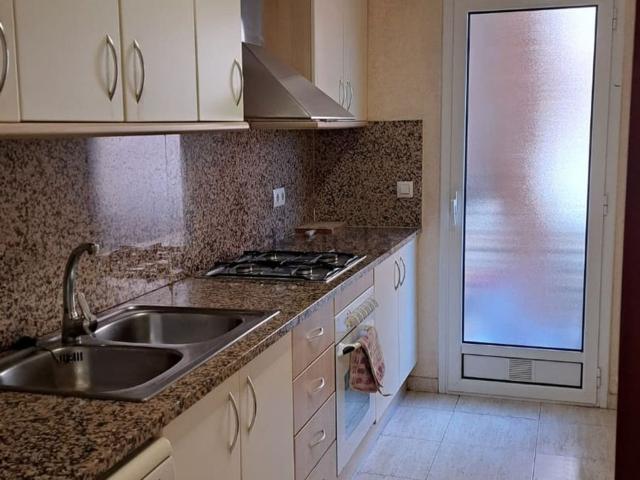 Piso, Anglès