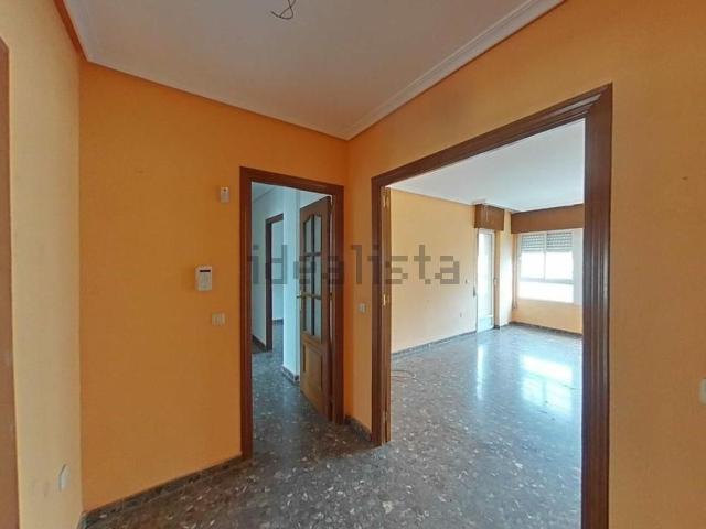 Piso, Andújar