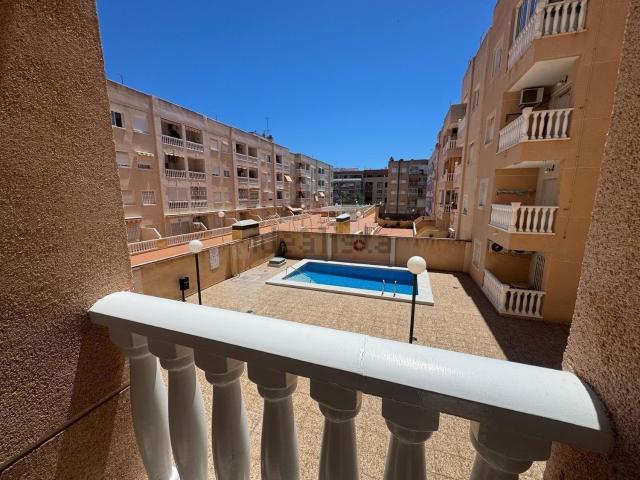 Piso, Antonio Machado, Torrevieja