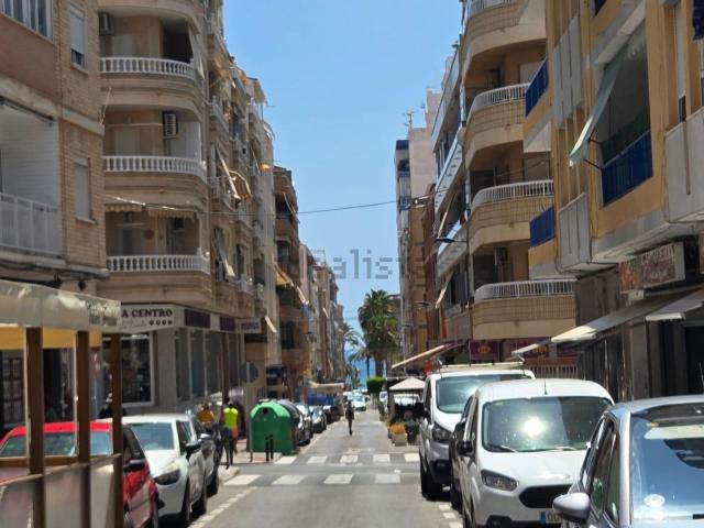 Piso, Antonio Machado, Torrevieja