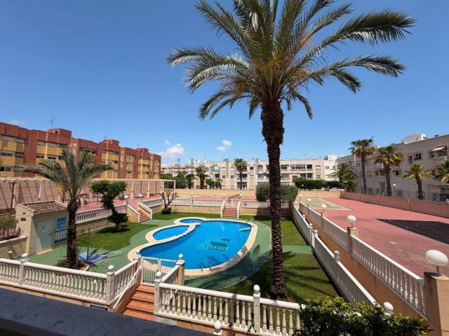 Piso, Antonio Machado, Torrevieja