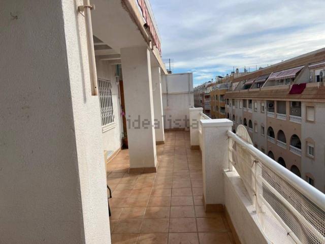 Piso, Antonio Machado, Torrevieja