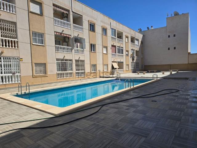 Piso, Antonio Machado, Torrevieja