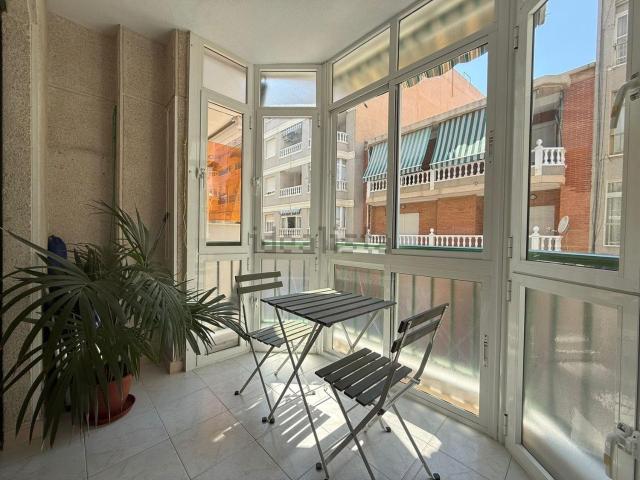 Piso, Antonio Machado, Torrevieja