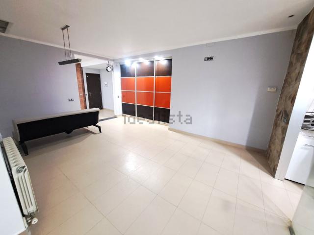 Piso, Argentona