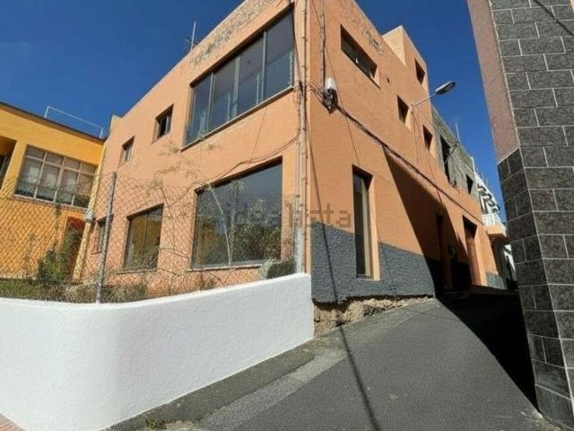 Piso, Arona