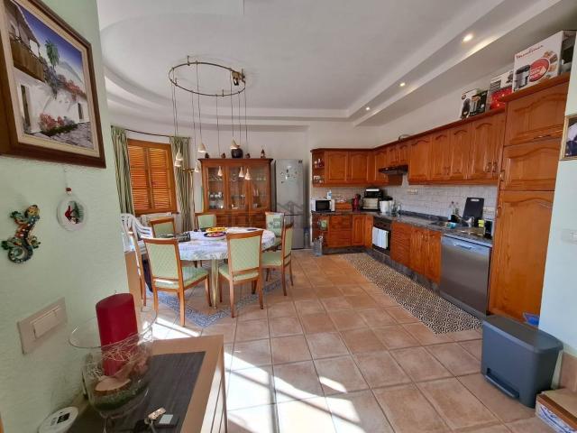 Piso, Arona