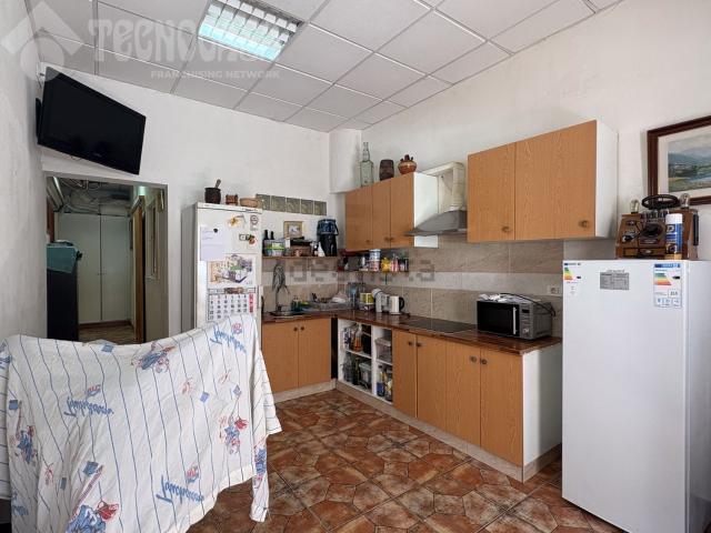 Piso, Arona