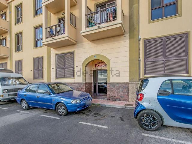 Piso, Arona